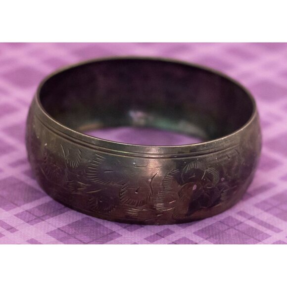 Vintage Silver Tone Antique Floral Engravings Bangle Bracelet 8 inch - V2 - Picture 2 of 4